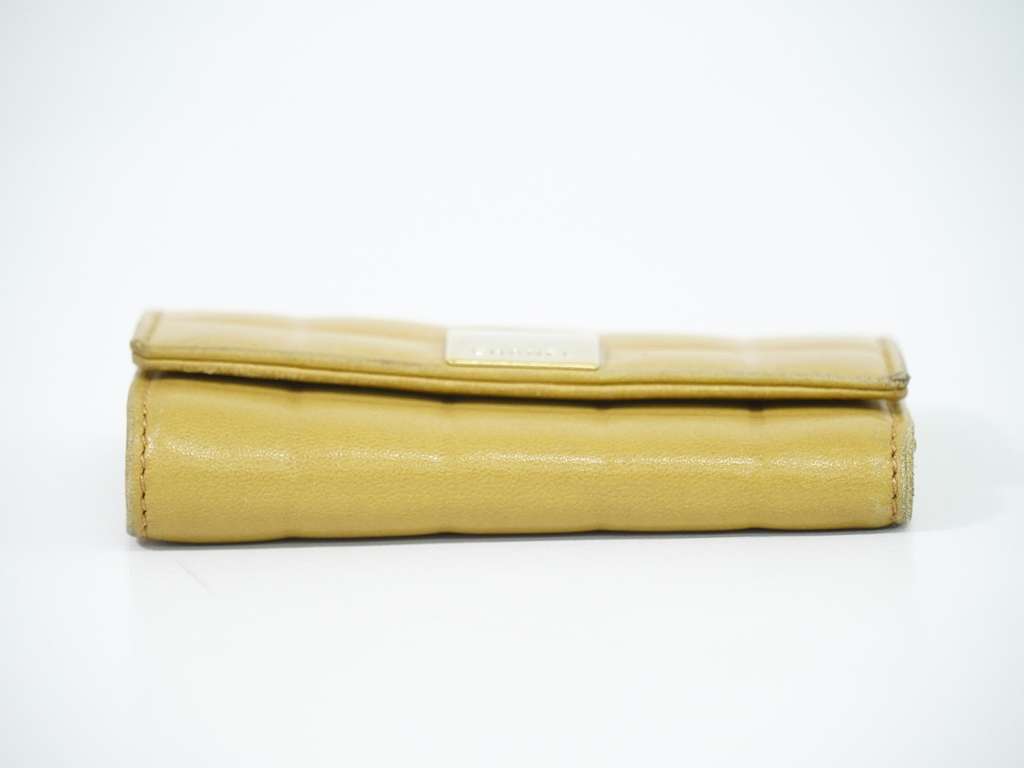 Chanel Chocolate Bar 6 Key Holder Beige Leather Good condition - Inside View