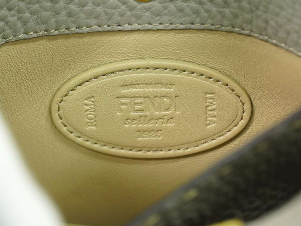 Fendi Peekaboo X-Lite Bag Other Leather Good condition - Box View