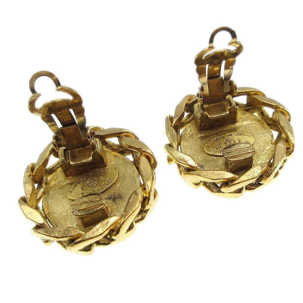 Chanel CC Button Clip-On Earrings Gold Good condition - Back View