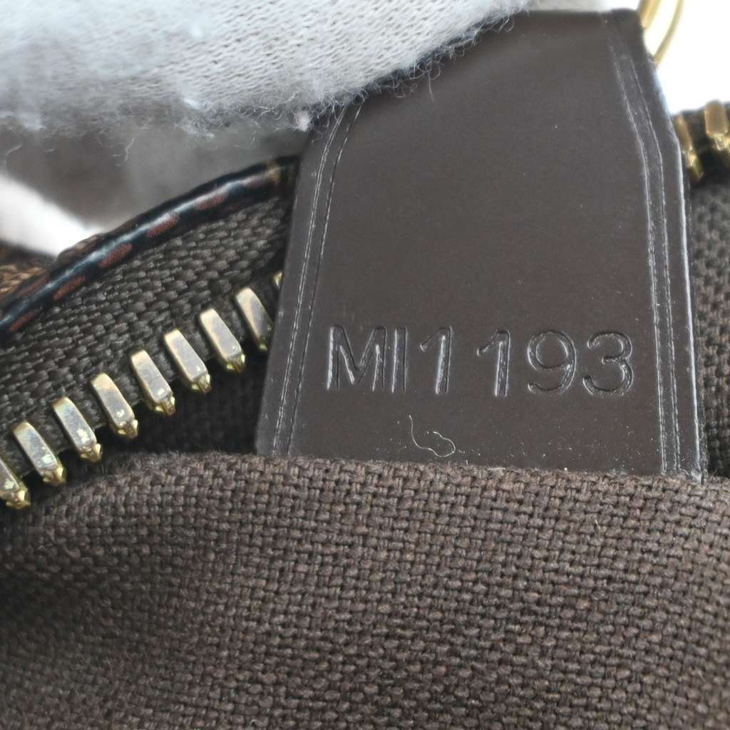 Louis Vuitton Shelton Messenger Bag Brown Canvas Good condition - Box View