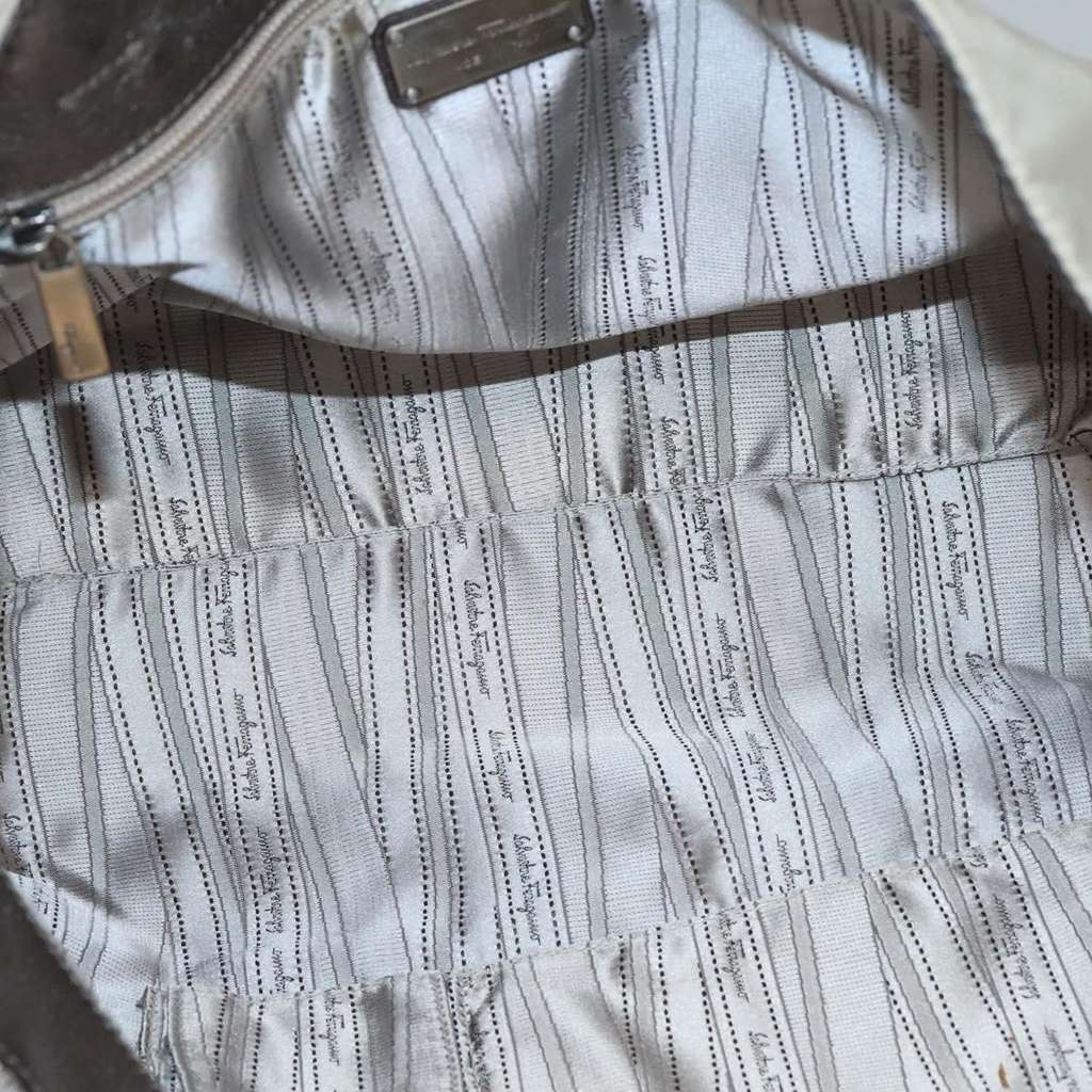 Salvatore Ferragamo Vala tote Silver Good condition - Box View