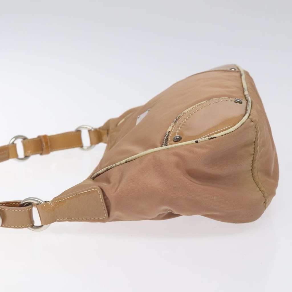 Prada Zip Hobo Beige Good condition - Model View