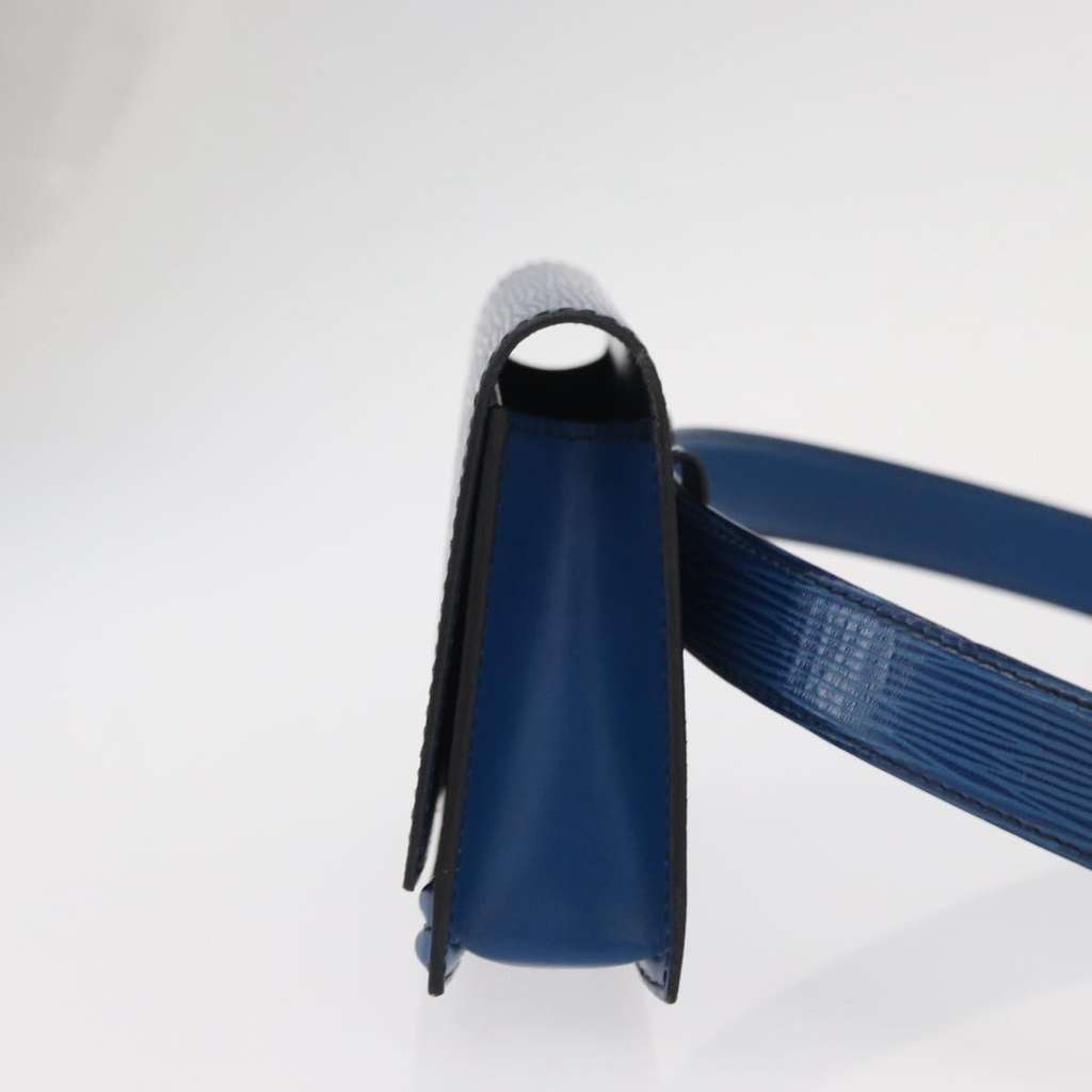 Louis Vuitton Tilsitt Bum Bag Blue Leather Good condition - Inside View