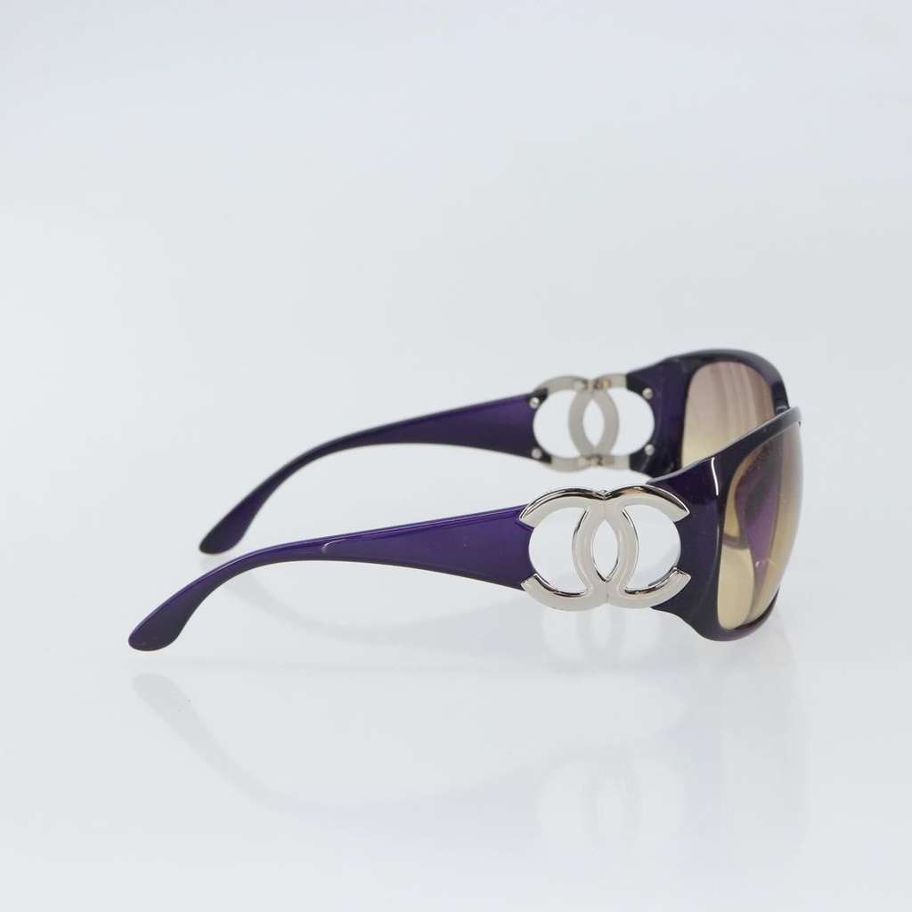 Chanel CHANEL Logo Sunglasses Eye Wear Purple Plastic Good condition - Model View
