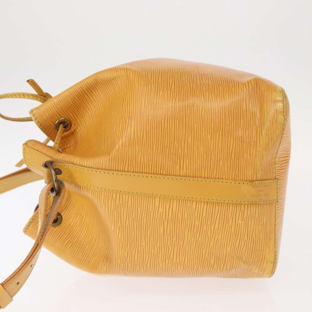 Louis Vuitton Petit Noe Handbag Yellow Leather Fair condition - Model View