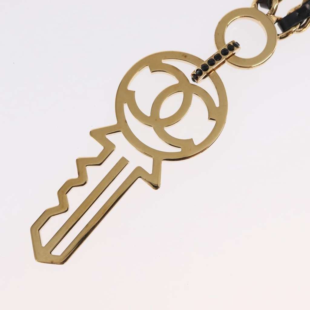 Chanel CC Key Pendant Necklace Gold Metal Good condition - Box View