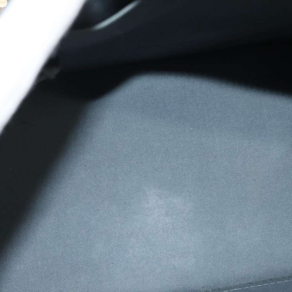 Louis Vuitton Alma Handbag Green Good condition - Box View