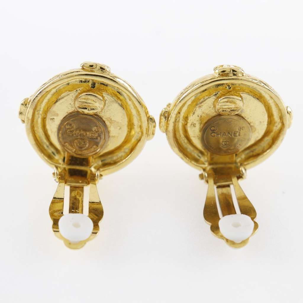 Chanel Vintage CC Clip-On Earrings Gold Good condition - Inside View