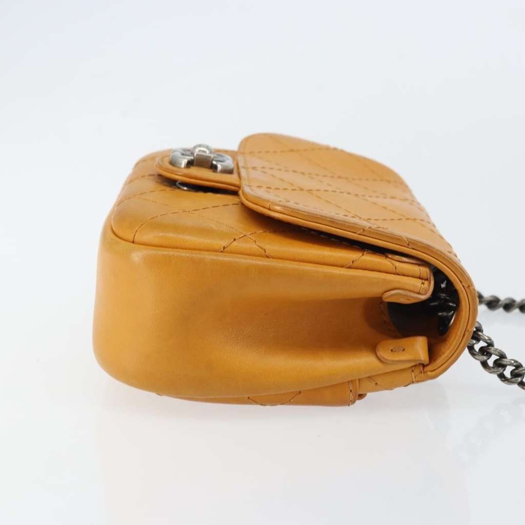 Chanel Chain Flap Bag Orange Leather Good condition - Inside View
