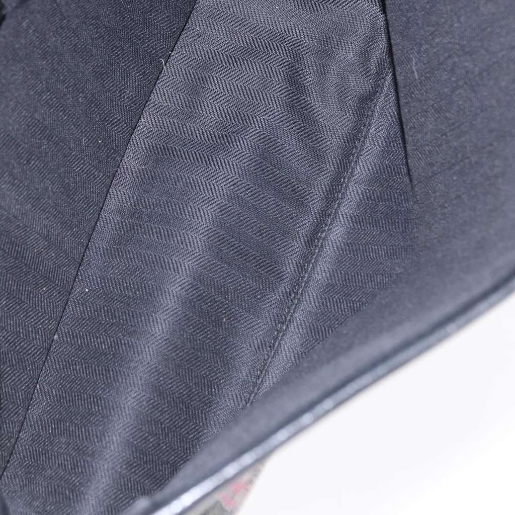 Loewe Anagram Shoulder Bag Green Leather Good condition - Box View