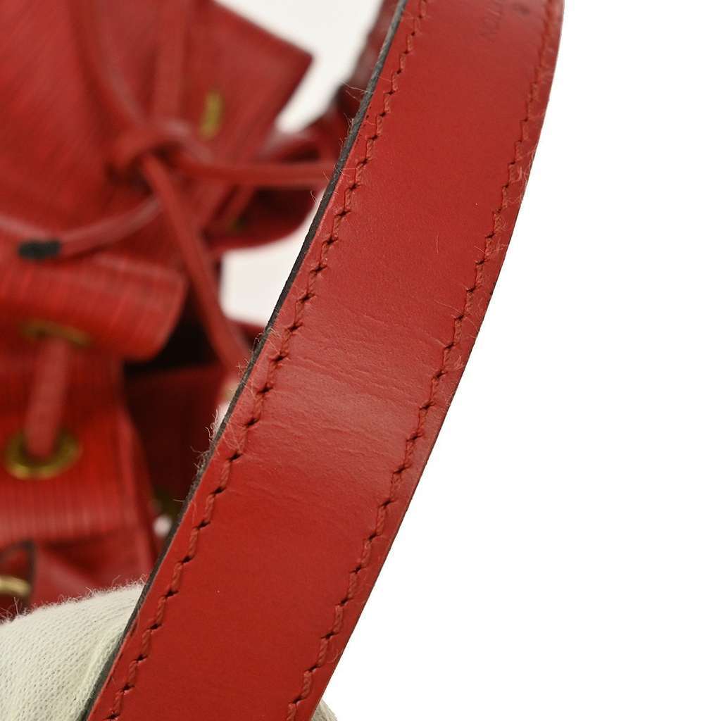 Louis Vuitton Petit Noe Handbag Red Leather Fair condition - Box View