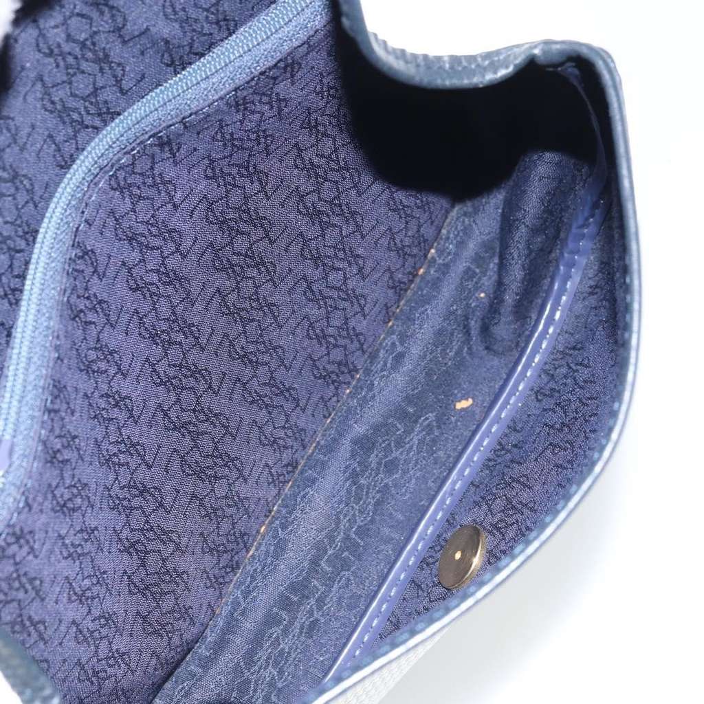 Saint Laurent Vintage Shoulder Bag White Fair condition - Box View