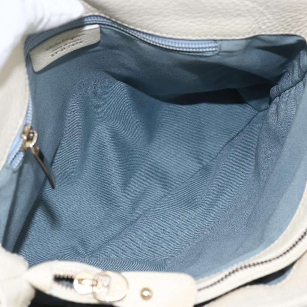 Salvatore Ferragamo Gancini handbag White Leather Good condition - Box View