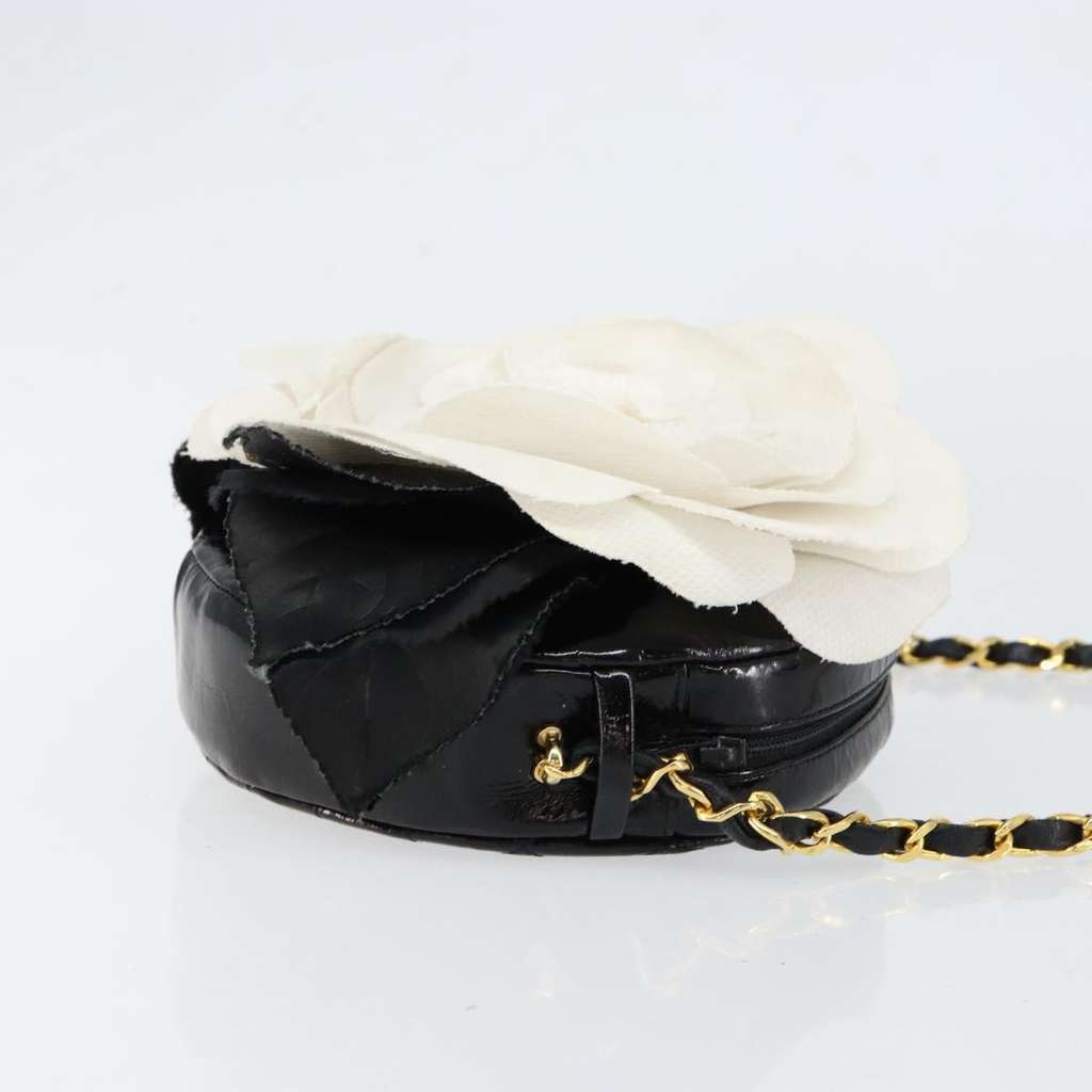 Chanel Vintage Camellia Round Evening Bag Black Good condition - Inside View