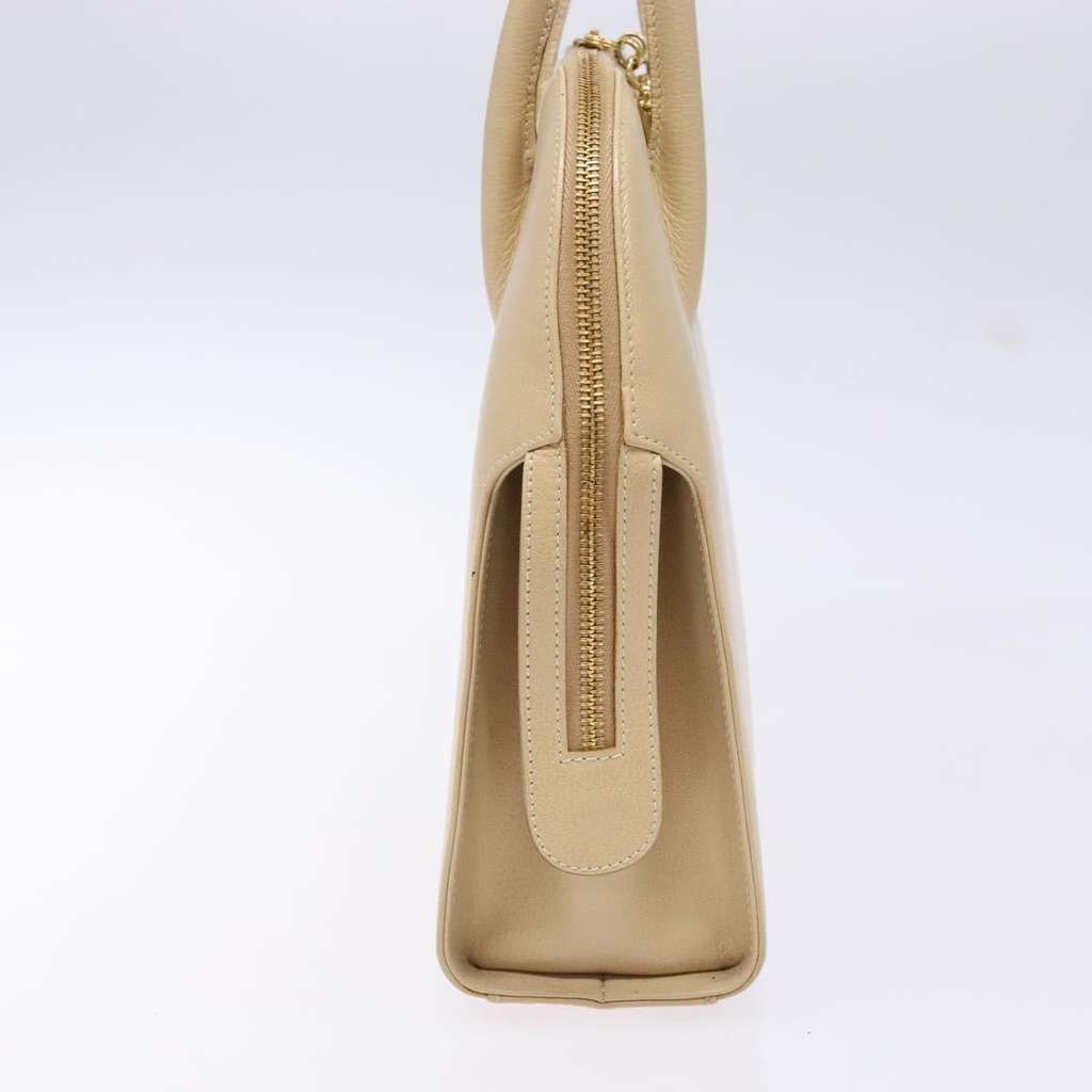 Salvatore Ferragamo Convertible Dome Gancini Beige Leather Good condition - Model View