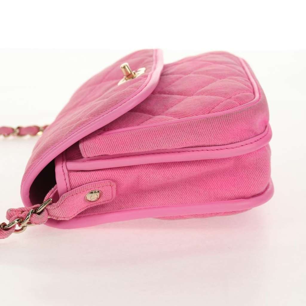 Chanel Flap Messenger Bag Pink Canvas Good condition - Inside View