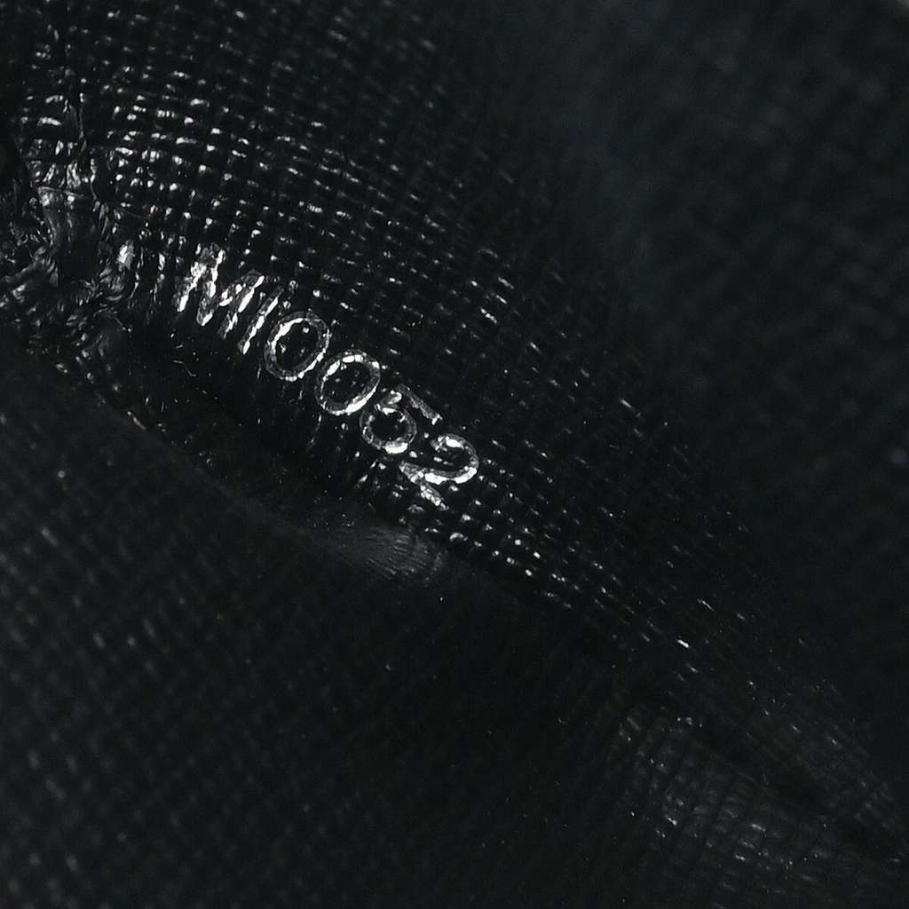 Louis Vuitton Round Coin Purse Black Silk Good condition - Box View