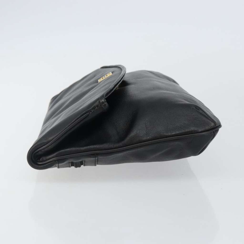 Givenchy 4G pouch Black Leather Good condition - Model View
