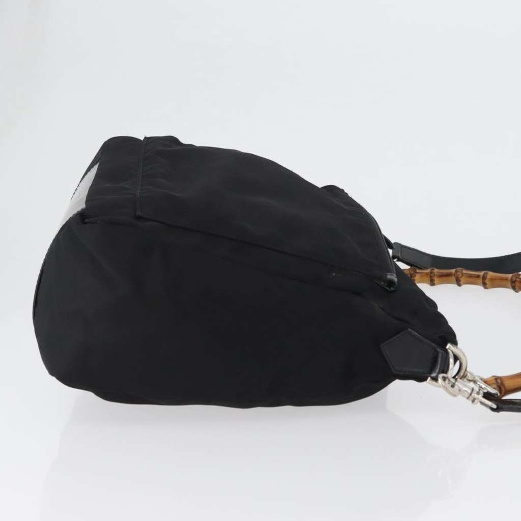 Gucci Vintage Bamboo Shoulder Bag Black Good condition - Model View