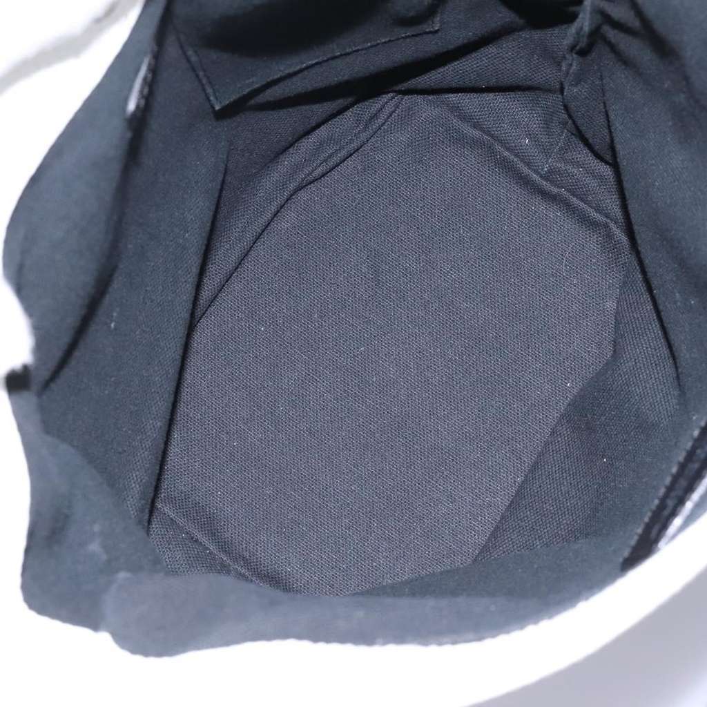 Burberry Shoulder Bag White Leather Good condition - Box View