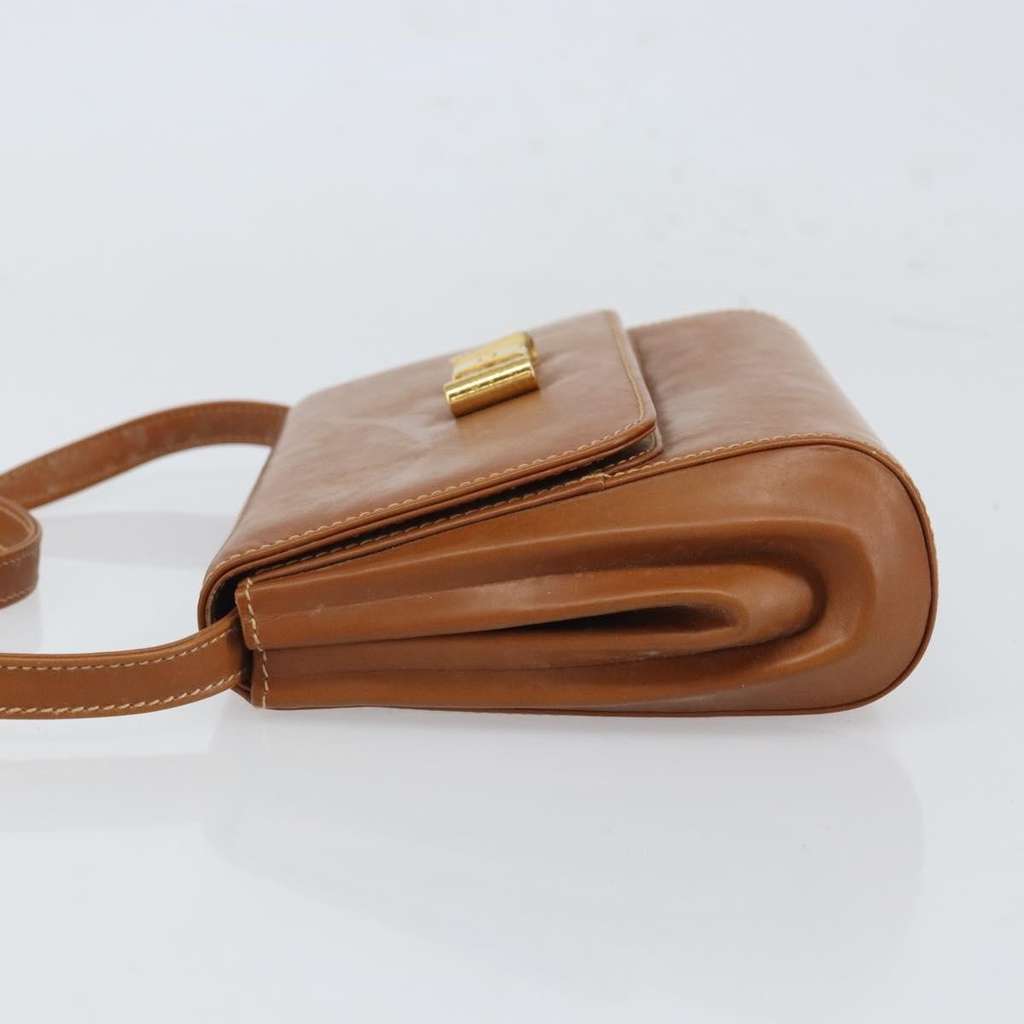 Gucci Vintage Shoulder Bag Brown Leather Good condition - Model View