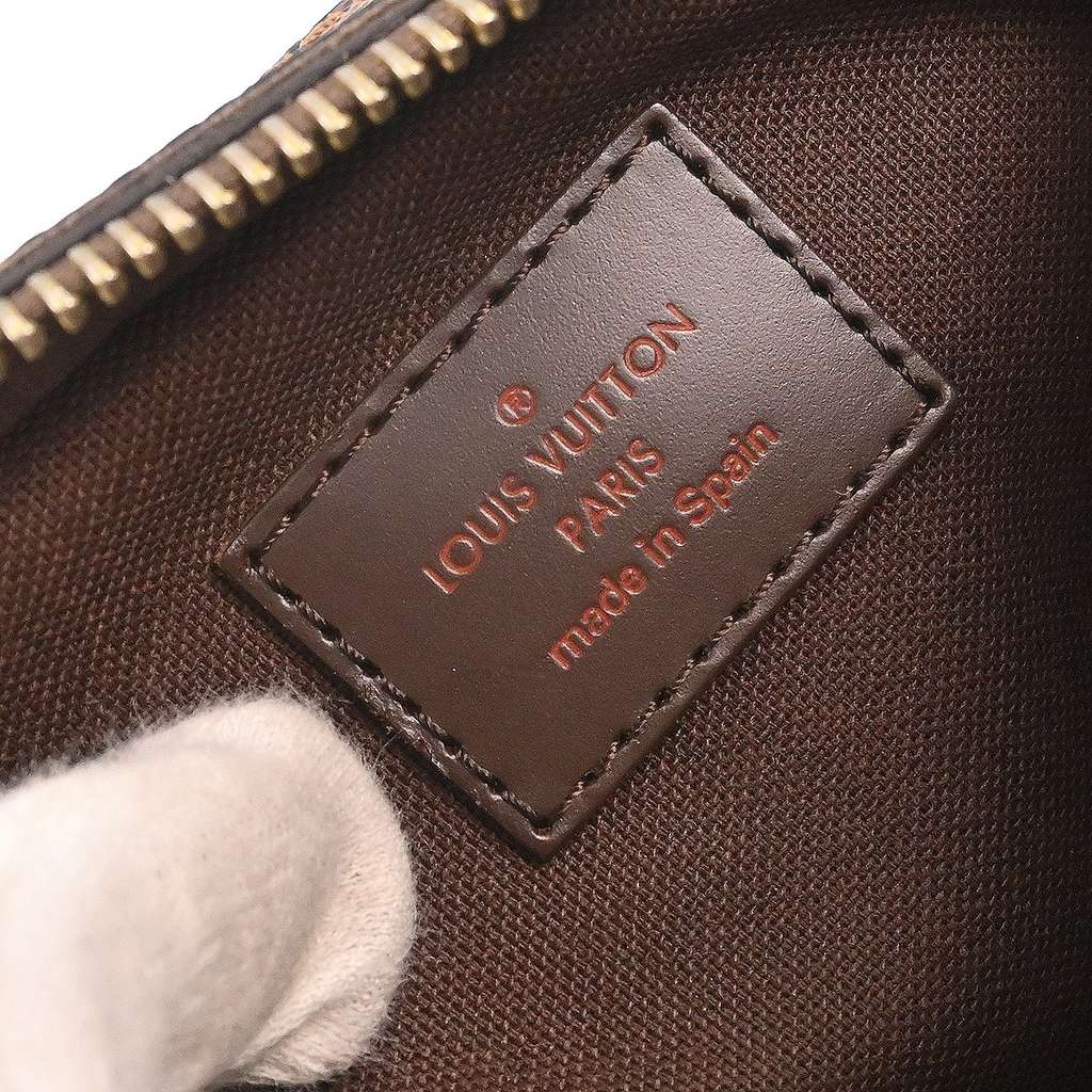 Louis Vuitton Geronimos Waist Bag Brown Canvas Good condition - Model View