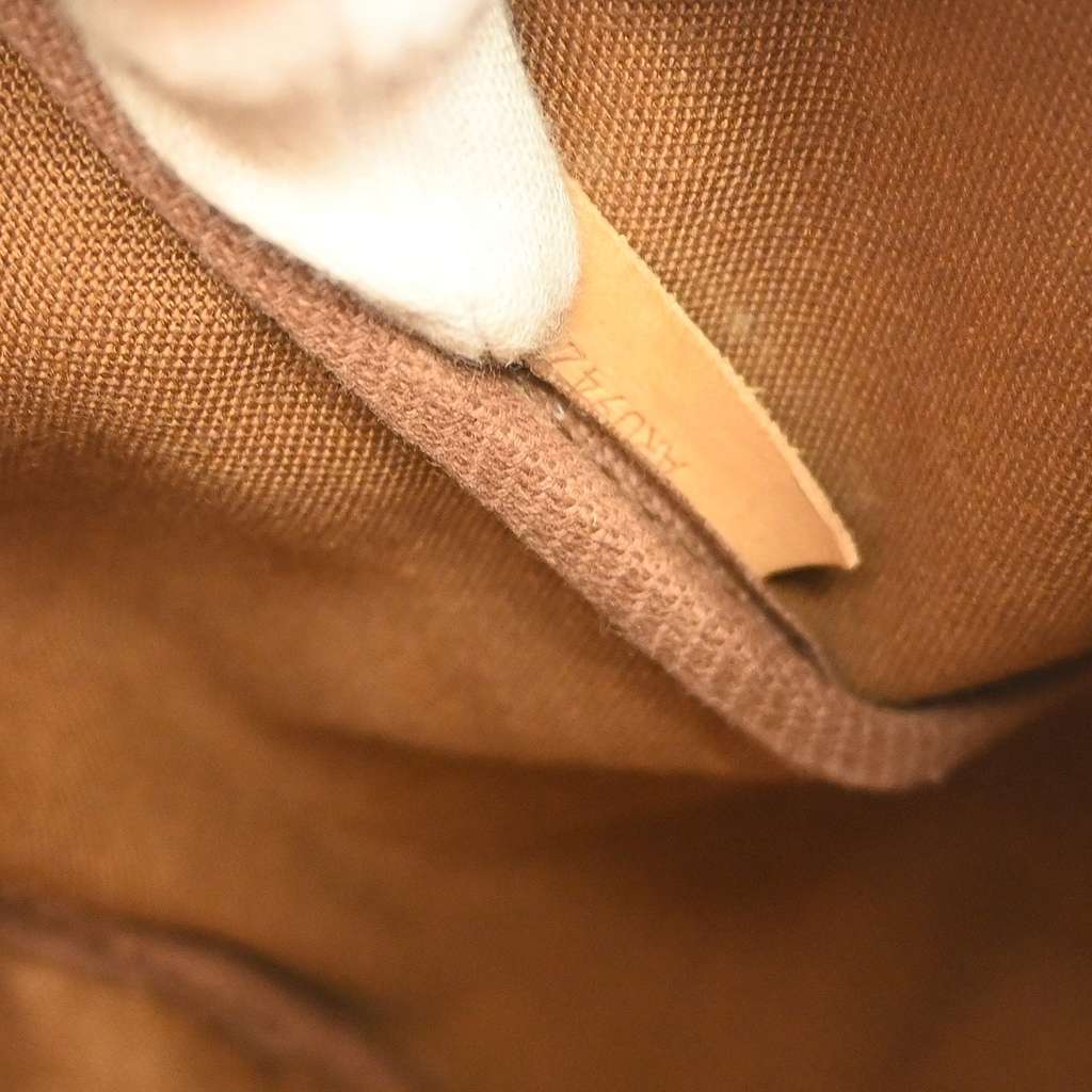 Louis Vuitton Saumur Handbag Brown Canvas Good condition - Box View