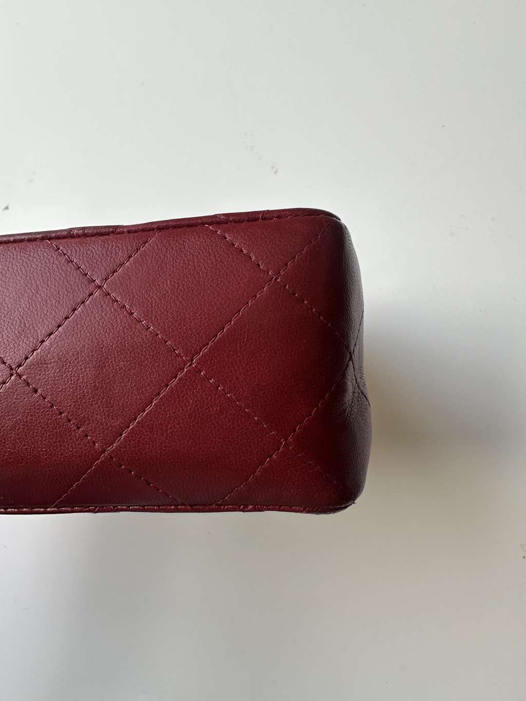 Chanel Matelassé Lambskin Red Leather Very good condition - Model View