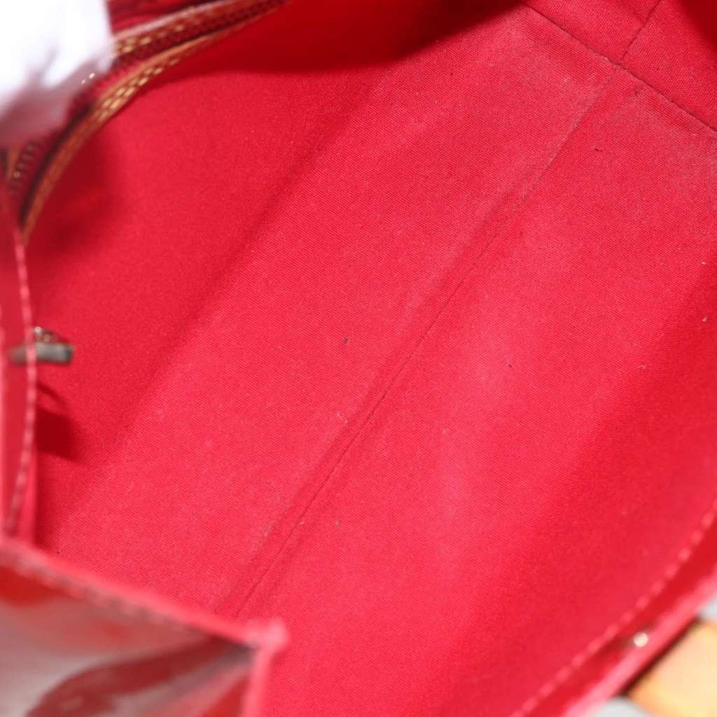 Louis Vuitton Reade Handbag Red Good condition - Box View