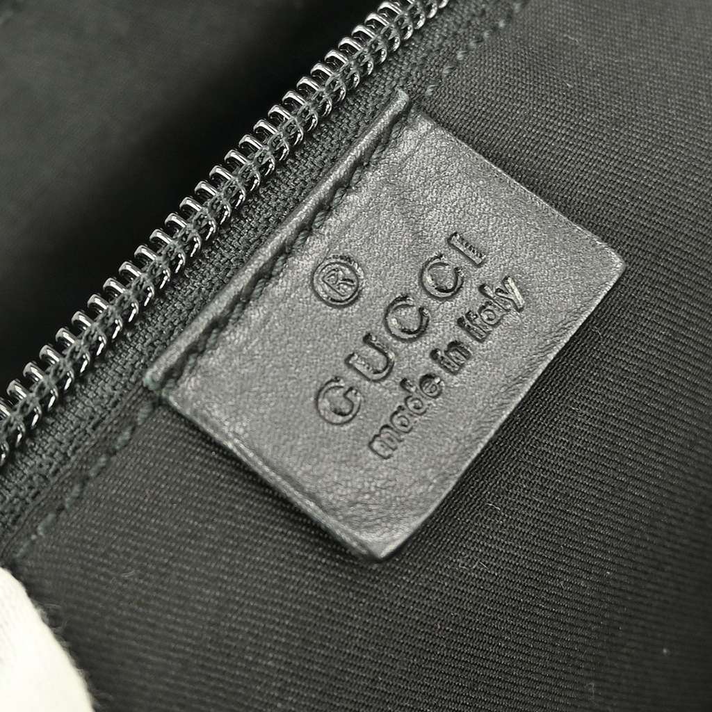 Gucci Zip Messenger Bag Black Canvas Good condition - Box View