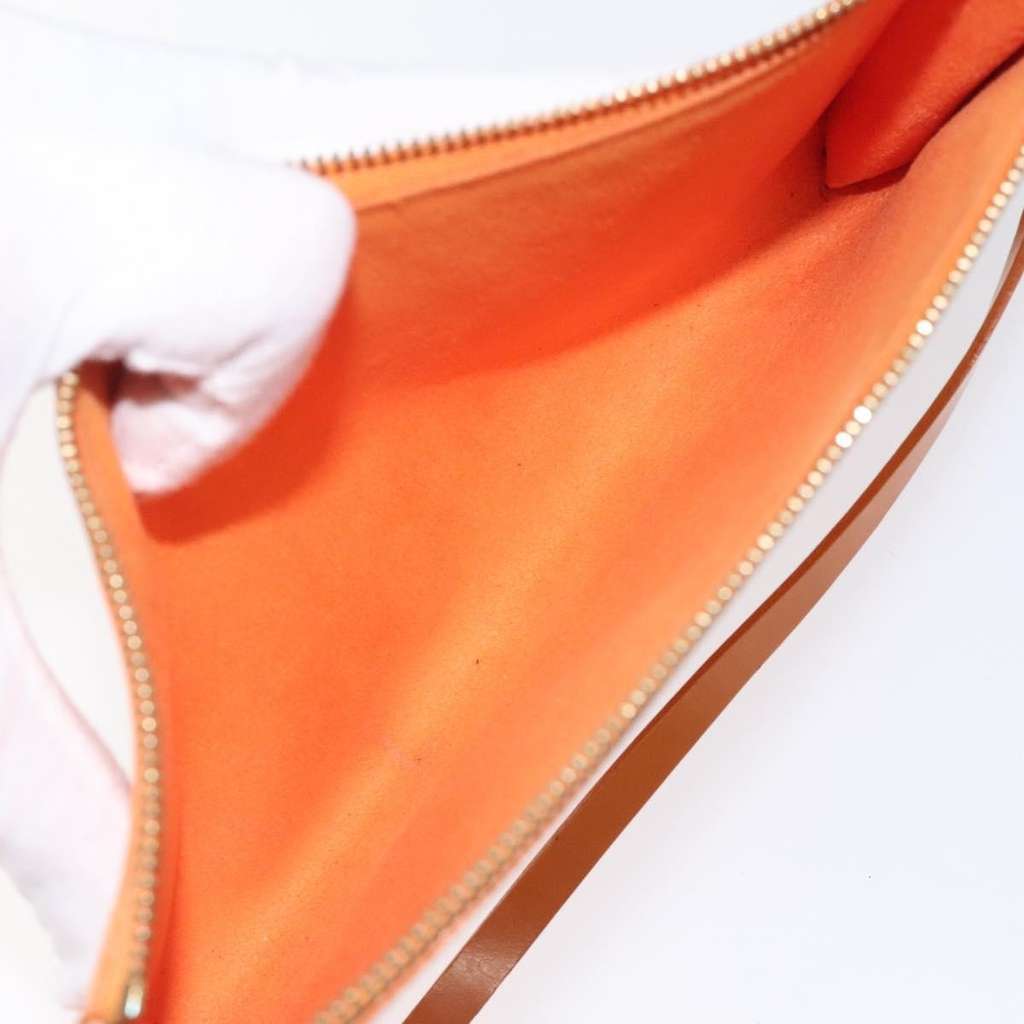 Louis Vuitton Pochette Accessoires Orange Leather Good condition - Box View
