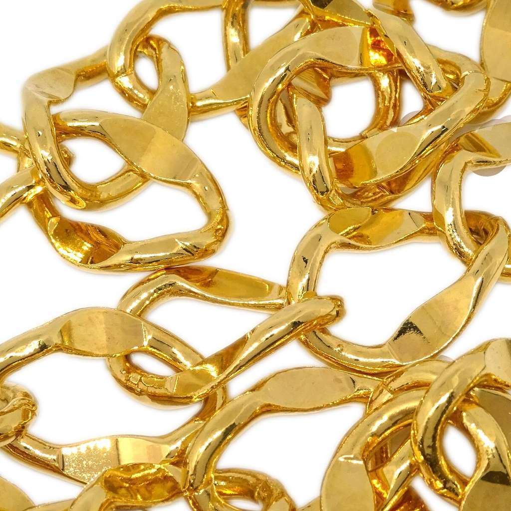 Chanel Vintage Medallion Chain Belt Gold Good condition - Model View