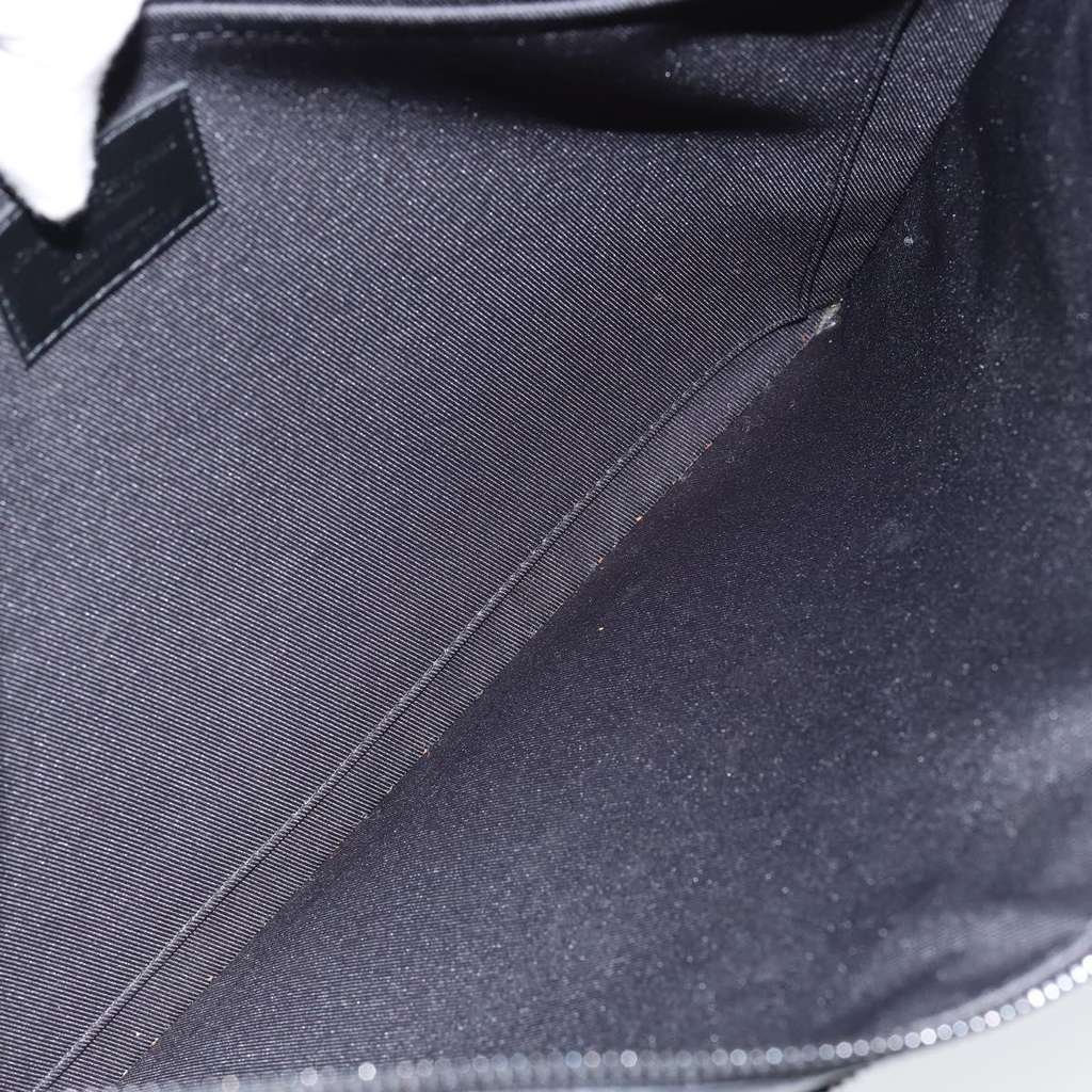 Louis Vuitton Pochette A4 Black Leather Good condition - Box View