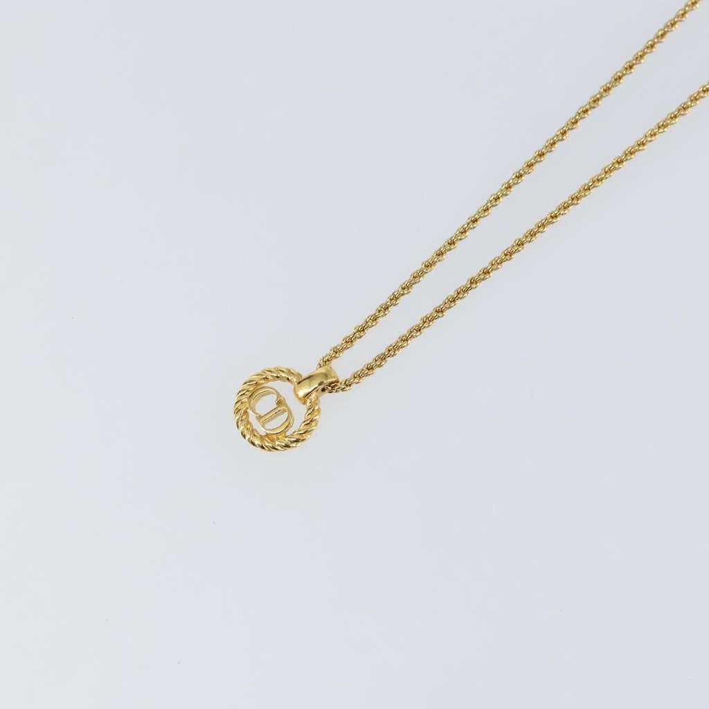 Christian Dior CD Round Pendant Necklace Gold Metal Good condition - Model View