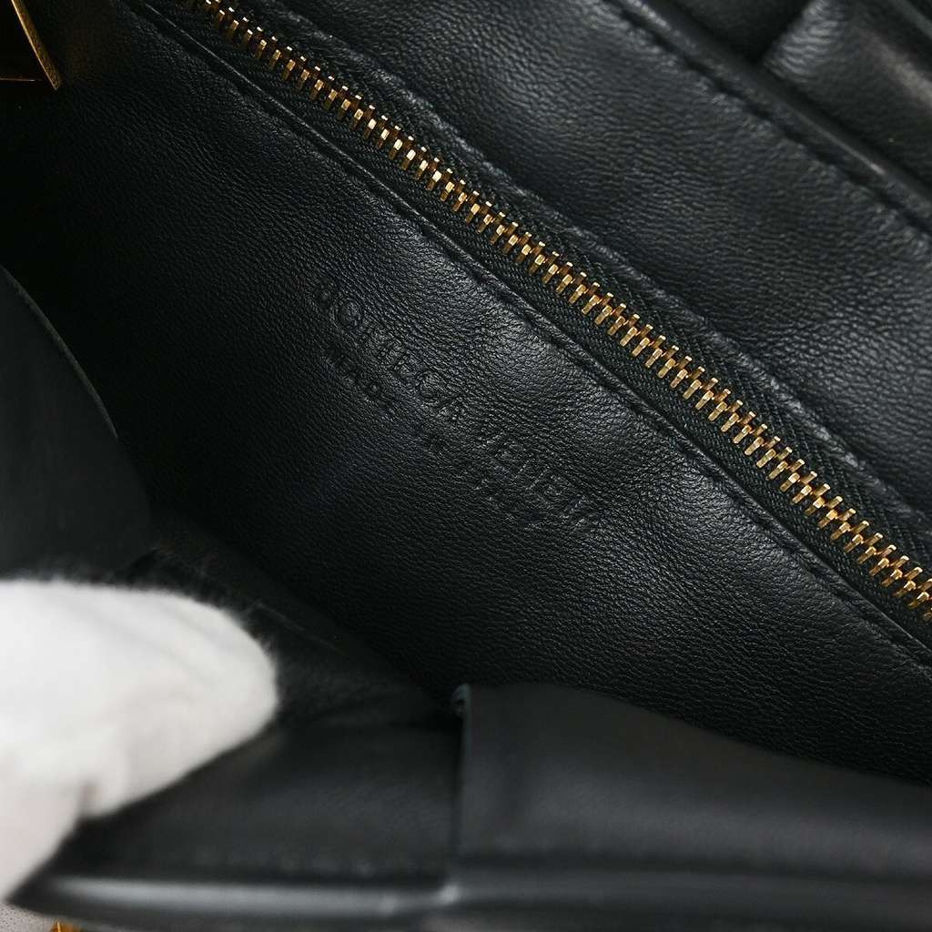 Bottega Veneta Cassette Chain Crossbody Bag Black Leather Good condition - Box View