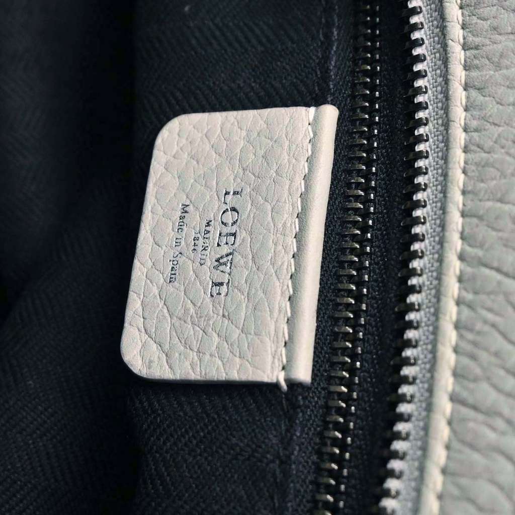 Loewe Fusta Totebag Blue Leather Good condition - Model View