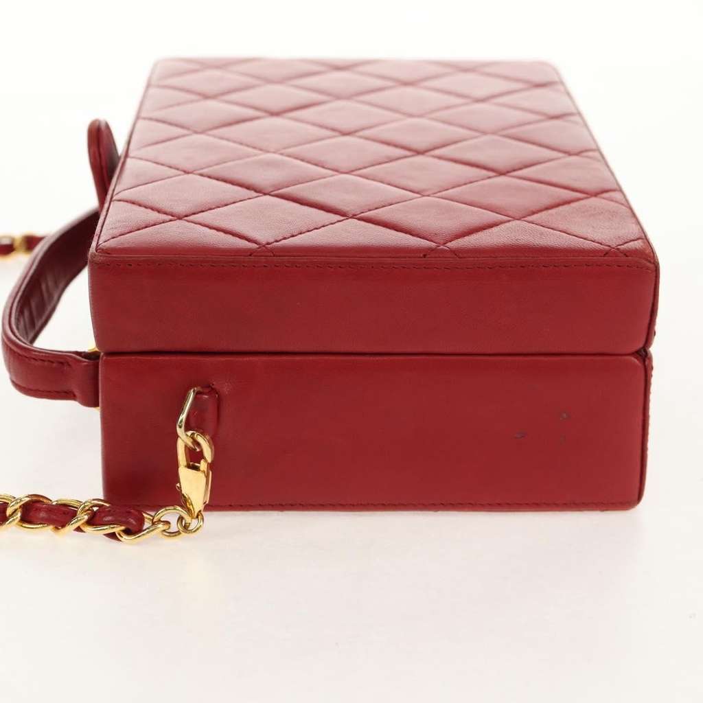 Chanel Matelasse Chain Shoulder Bag Red Leather Good condition - Inside View