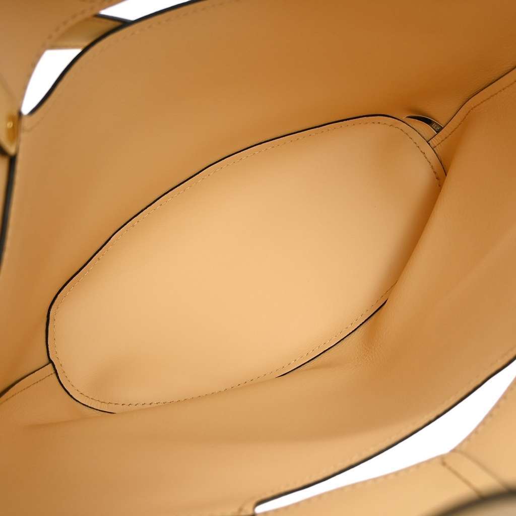 Chloe Aby Tote Beige Leather Good condition - Inside View