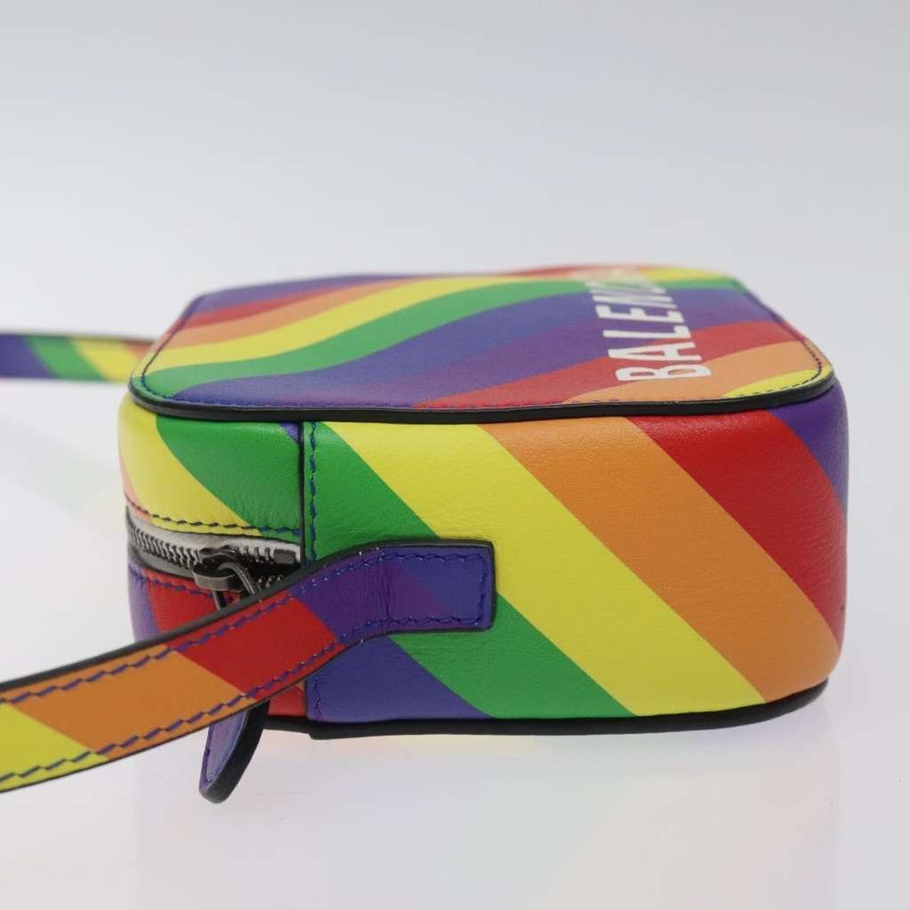 Balenciaga Everyday Camera Bag Other Leather Good condition - Model View