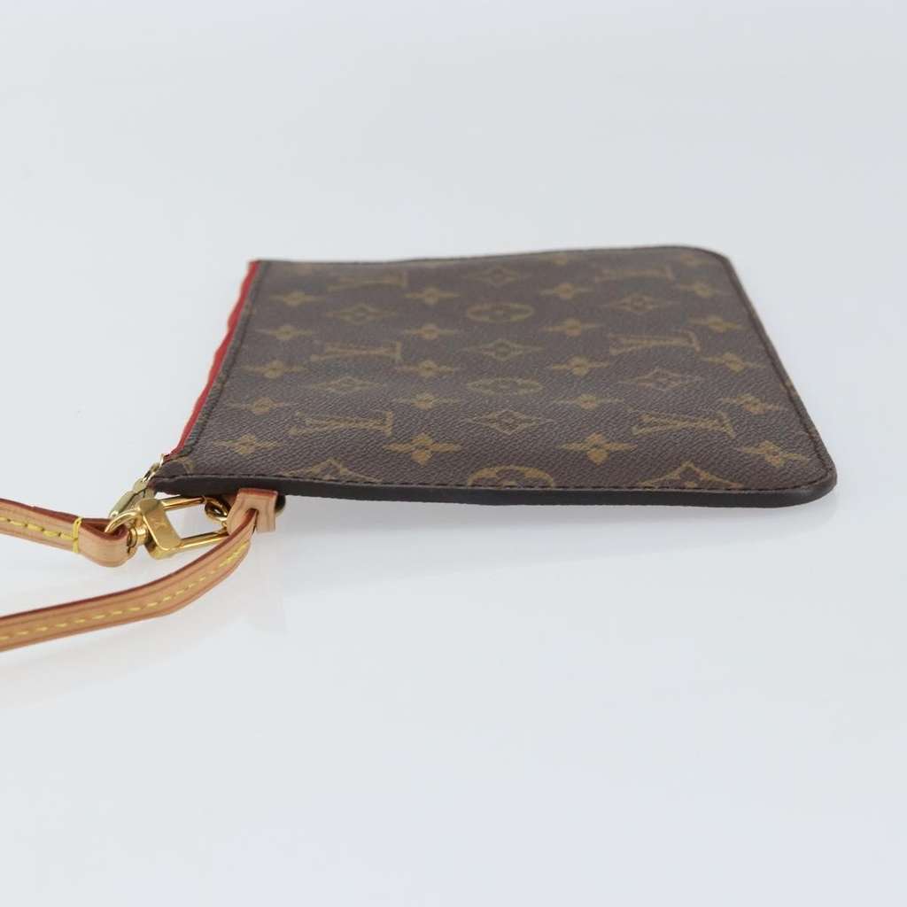 Louis Vuitton Neverfull Pochette Brown Canvas Fair condition - Model View