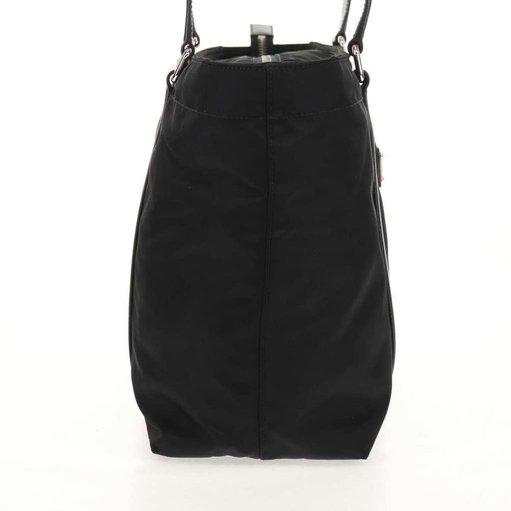 Prada Front Pocket Zip Tote Black Good condition - Model View