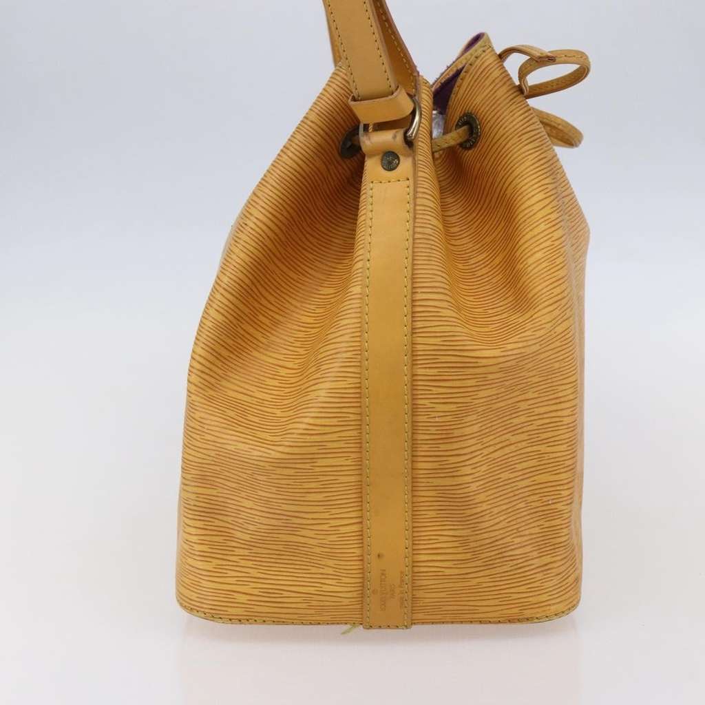 Louis Vuitton Petit Noe Handbag Yellow Leather Good condition - Inside View