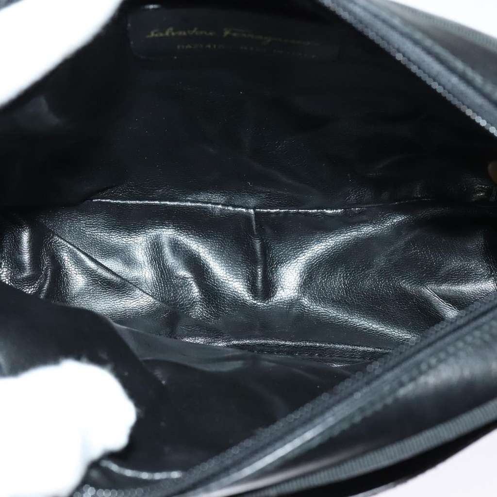 Salvatore Ferragamo Vala Shoulder Bag Black Leather Good condition - Box View