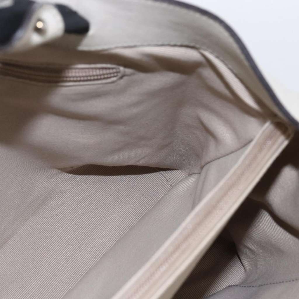 Salvatore Ferragamo Vala Handbag Ecru Leather Good condition - Box View