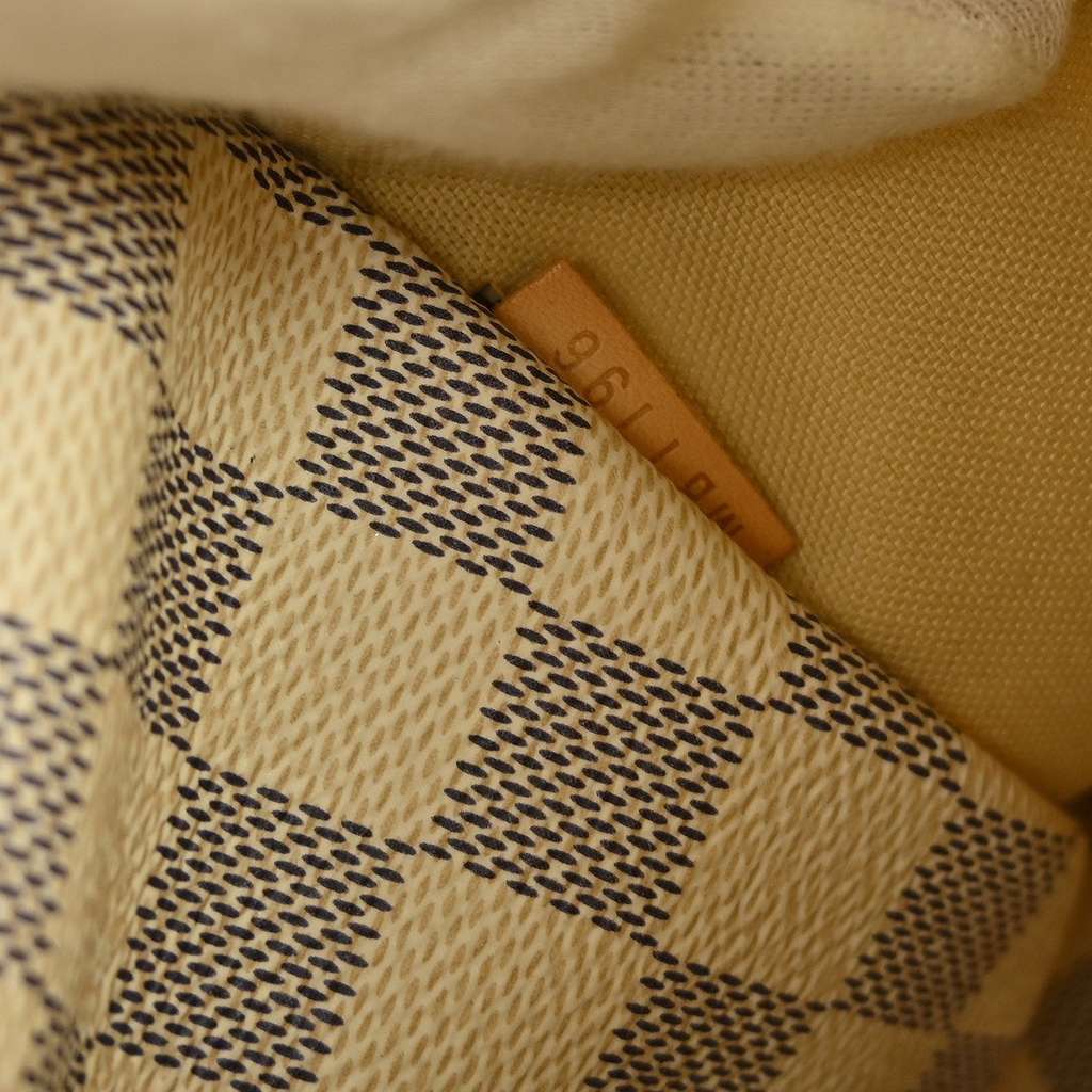 Louis Vuitton Totally Handbag White Canvas Good condition - Box View