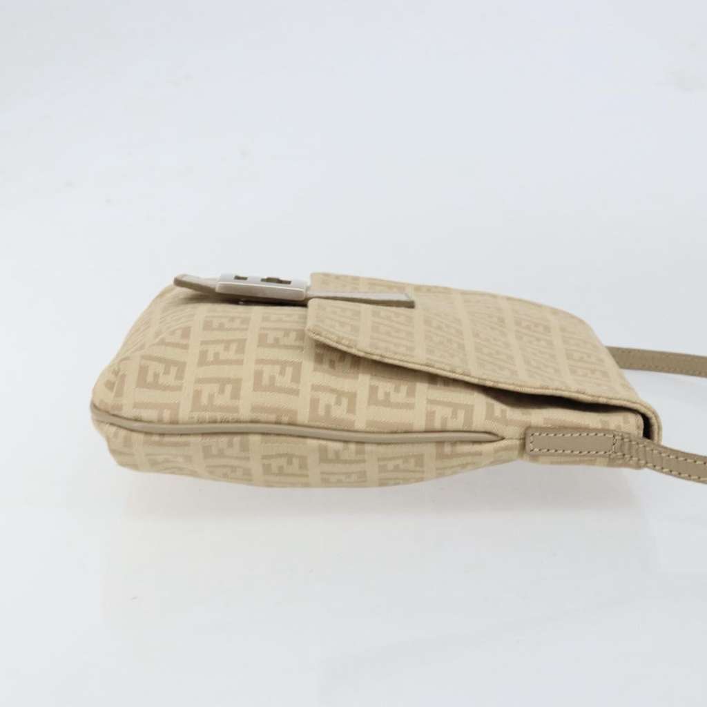 Fendi Vintage Flap Crossbody Bag Beige Canvas Good condition - Inside View