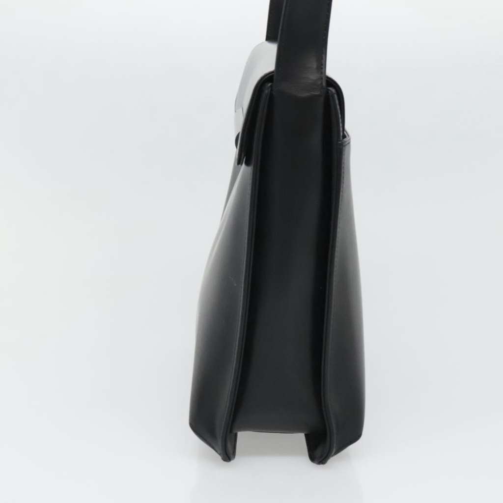 Givenchy Shoulder Bag Black Leather Good condition - Model View