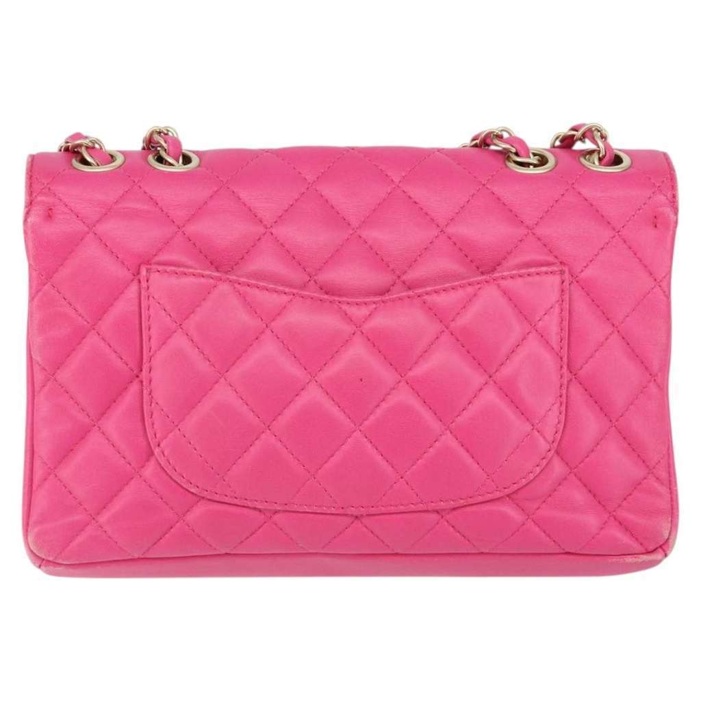 Chanel Mademoiselle Chic Flap Bag Pink Leather Good condition - Back View
