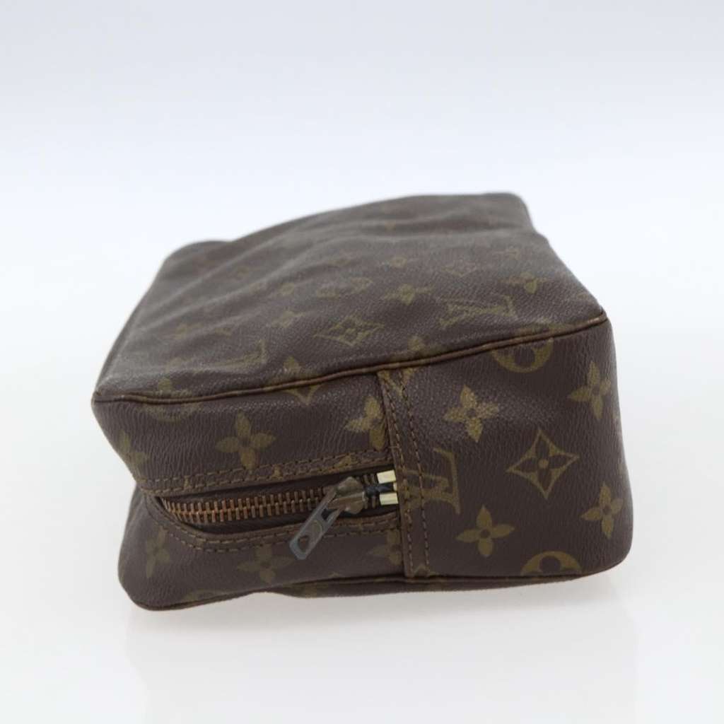 Louis Vuitton Trousse Toilette Brown Canvas Fair condition - Model View