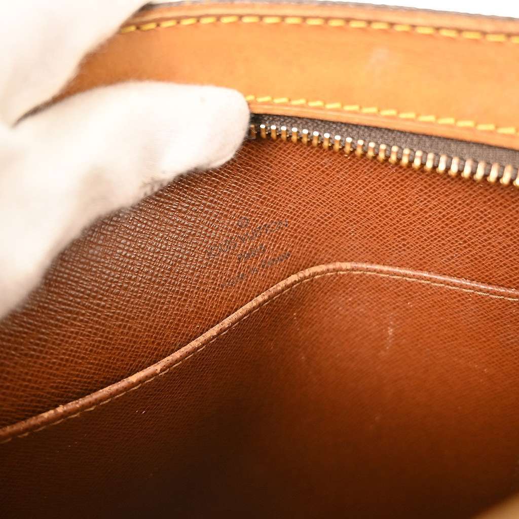 Louis Vuitton Drouot Handbag Brown Canvas Fair condition - Model View